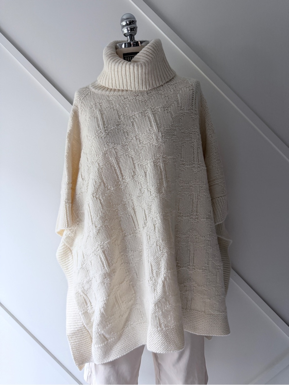 Coach Knit Turtleneck Poncho Wool Blend Ivory XS/S NWT | Luxe Cozy Wrap Cape